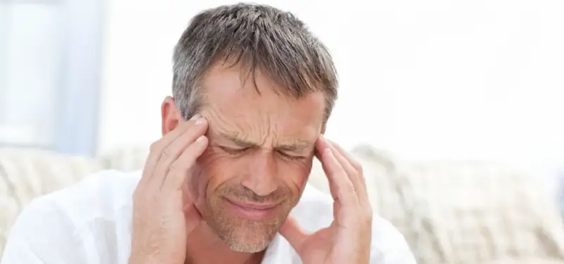 علت سردرد در پیشانی و روش های درمان